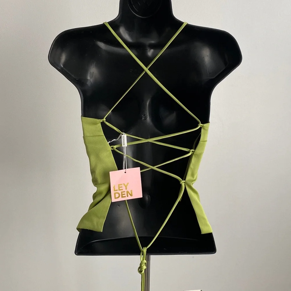 LEYDEN Women's Lace-Up Back Camisole Size M - Picture 6 of 8